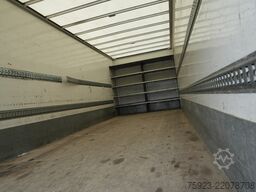 MAN TGL 12.190 Closed box truck