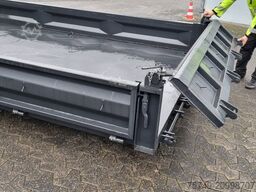 ungesetzt Abrollcontainer City 2.0-2.3 x 3.8-4.0m Stapel