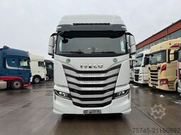 IVECO S-WAY 530 * RETARDER * 2 X TANK * ACC * WENIG KM