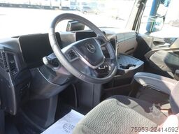 Mercedes-Benz 1851 LS Actros Gigaspace Retarder Standklima