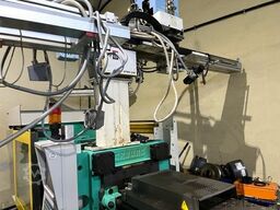 Arburg 420C 1300-675 mit dem Angußpicker Star