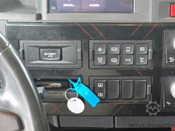 RENAULT T 520 * ACC * KLIMAAUT. * SPURHALTE *