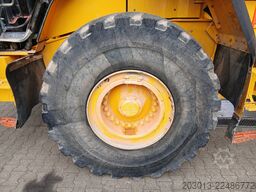 VOLVO L180H Radlader 29,7 t *Waage *12.069 h