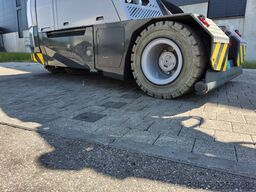 JMG MC 130S
