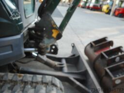 New Holland E39B-SR ( 3.900kg ) 4 Löffel