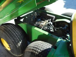 John Deere 6x4 mit E-Kipper