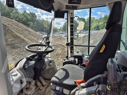 Volvo L 90