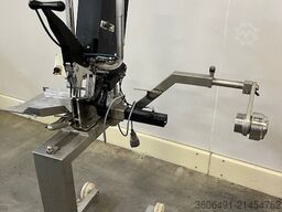 Polyclip PDC 700 Halbautomatischer Clipper