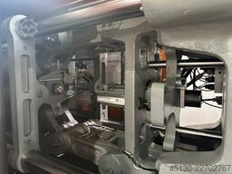 Chen Hsong JetMaster 208-MK6 mit dem Roboter Samfac