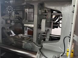 Chen Hsong JetMaster 208-MK6 mit dem Roboter Samfac