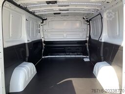 RENAULT Trafic KOMFORT L1H1 3,0t dCi 150 AUTOMATIK NAVI