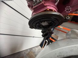 KUKA KR 200/3 - Ersatzteilträger
