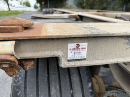 Schmitz Cargobull / BDF Wechselbrücken / 2 x Achsen SAF