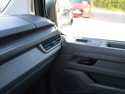 VW T7 Caravelle 2.0 TDI LR 8 Sitze Autom. NAVI