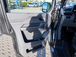 VW T7 Caravelle 2.0 TDI LR 8 Sitze Autom. NAVI