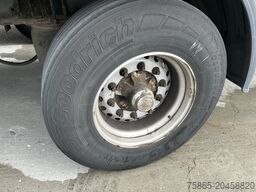 Pacton T2-001 / Box / Loadlift / BPW Drum / NL Trailer