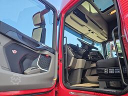 Scania R650 V8 8x4 / HMF 9520 + JIB + WINCH / 140.000 ...