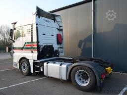 MAN TGX 18.420 tractor unit 568.600KM
