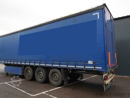 Schmitz 3 AXLE CURTAINSIDE TRAILER