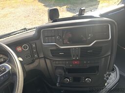 Iveco AS 440ST/P 490