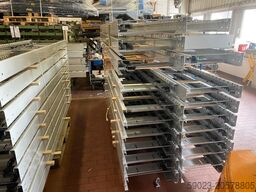 AMI Fördertechnik Flachriemen mit Antrieb