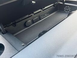MERCEDES-BENZ Sprinter 319 LANG V6 3,0 7G KLIMA 360° LED AHK