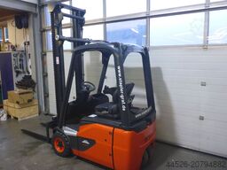 Linde E15 -02