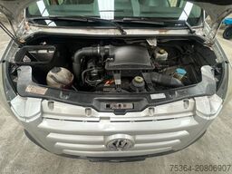 VOLKSWAGEN Crafter 2.5 TDi Maxi 9Sitze + Lift ENGINE BROKEN