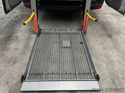 VOLKSWAGEN Crafter 2.5 TDi Maxi 9Sitze + Lift ENGINE BROKEN