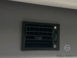 MERCEDES-BENZ Integro 0550 57 Sitze 6 Gang Dachklima Euro 5