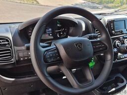 PEUGEOT Boxer  Hochraum 9 Sitzer L3H2 verglast BlueHDi