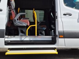MERCEDES-BENZ 8 Sprinter Lord Light 22 Sitzer Vorlauffahrzeug