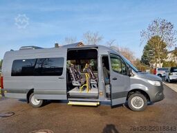 MERCEDES-BENZ 8 Sprinter Lord Light 22 Sitzer Vorlauffahrzeug