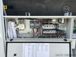 Used Aircooled chiller CARRIER 30RB0182 B0394 PE 181 kW. 2015 yom