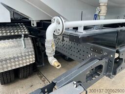 Mercedes-Benz Arocs 3340 6x4 Water Tank Truck