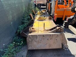 KOMATSU D 65 PX - 18 **Ketten und Laufwerk NEU**