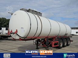 HENDRICKS CHEMIETANK 30.000 LTR ISOLATED