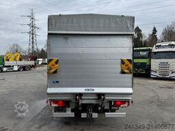 S.V.R. Macchine Utensili SRLS S.V.R. Macchine Utensili SRLS S.V.R. Macchine Utensili SRLS