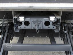 Mercedes-Benz Actros 2533 E6 Kühlkoffer Lift-Lenkachse LBW