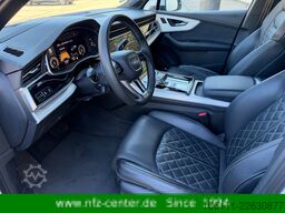 AUDI Q7 55 TFSI e quattro S-Line HeadUp/Massage/AHK