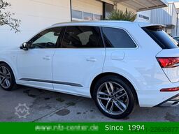 AUDI Q7 55 TFSI e quattro S-Line HeadUp/Massage/AHK