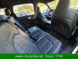 AUDI Q7 55 TFSI e quattro S-Line HeadUp/Massage/AHK