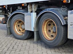 Ekeri 2 axle box with sidedoors - Zepro loadlift - St...