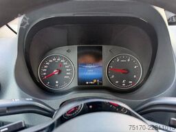 Mercedes-Benz Sprinter 317 CDI 9G 3665 AHK3,5to Schwingsitz