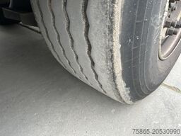 Fruehauf CNP 03 / Box / Laadklep / SAF Schijf