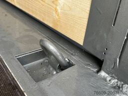 KRONE Heck mit Portaltüren