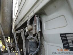 MERCEDES-BENZ Actros 3236 B 8x4/4 Fahrgestell Bj 2007