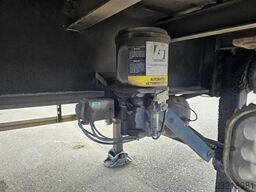 JUMBO DO 300 S/   2 X STEERING /BPW DRUM / DOUBLE TIR...