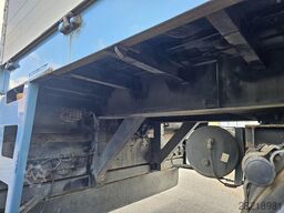 JUMBO DO 300 S/   2 X STEERING /BPW DRUM / DOUBLE TIR...