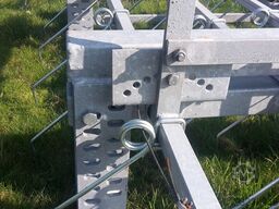  Graslandverzorgingsmachine